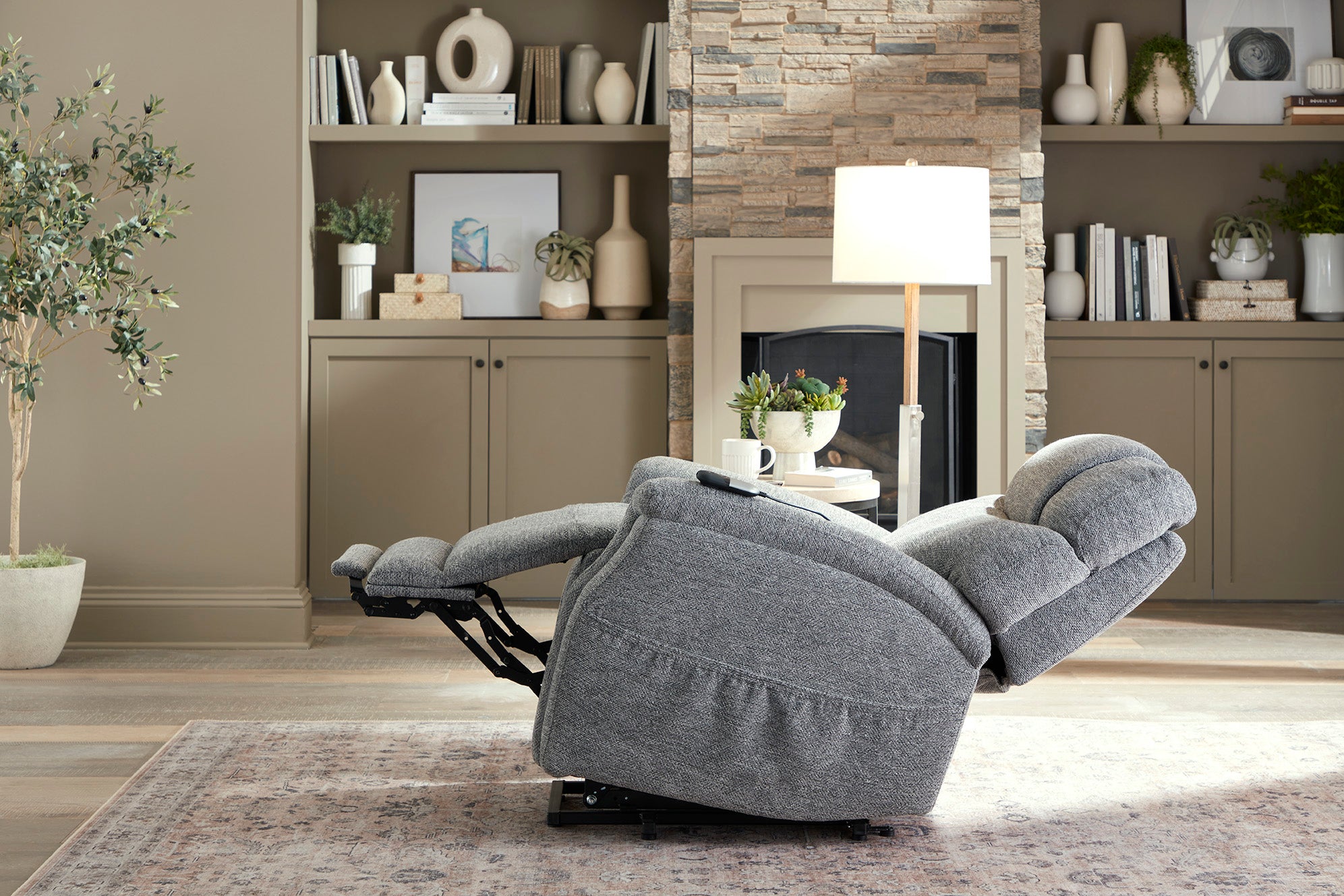 Balboa Lift Chair Dark Gray
